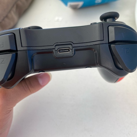 Wireless control - Picture 3 of 3